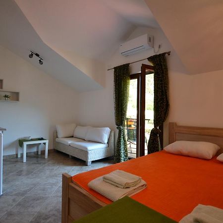 St Duke Apartment โกตอร์ ภายนอก รูปภาพ