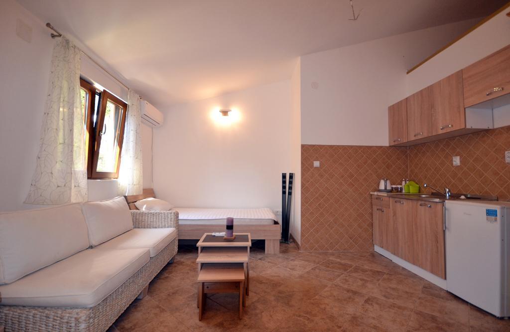 St Duke Apartment โกตอร์ ภายนอก รูปภาพ