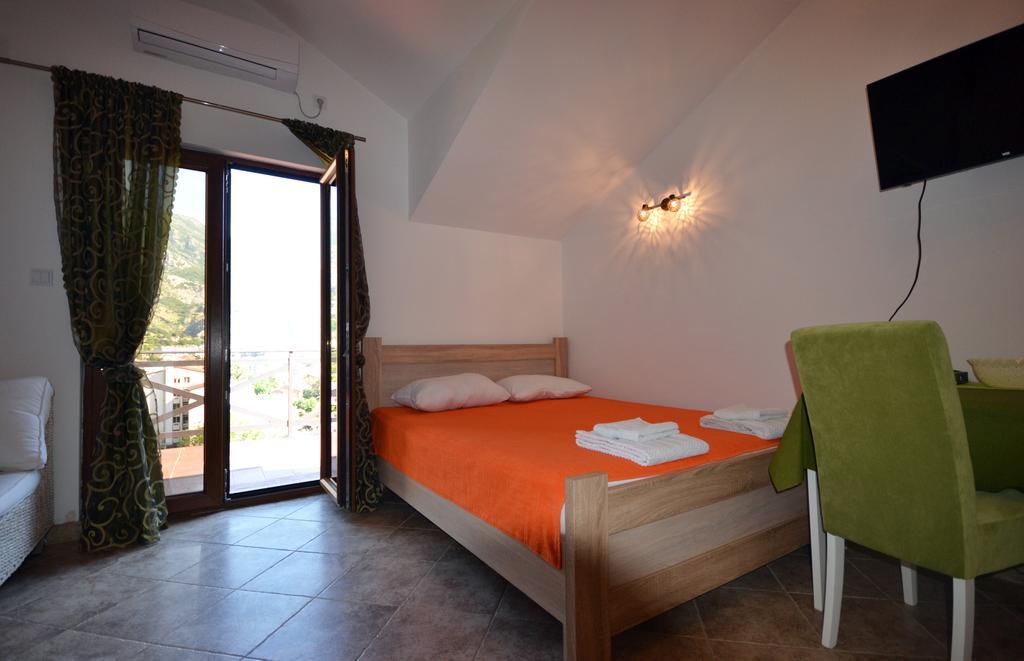St Duke Apartment โกตอร์ ภายนอก รูปภาพ